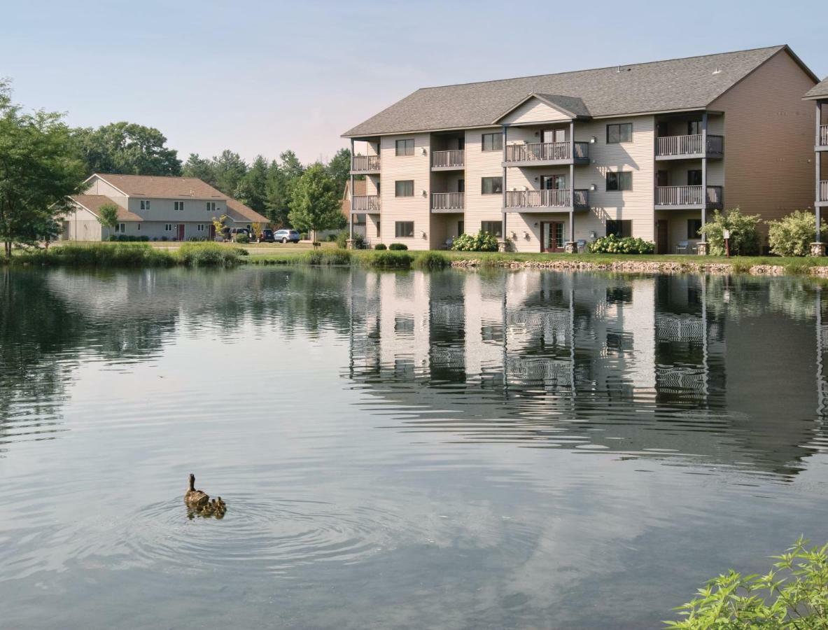 Club Wyndham Tamarack Hotel Wisconsin Dells Exterior photo